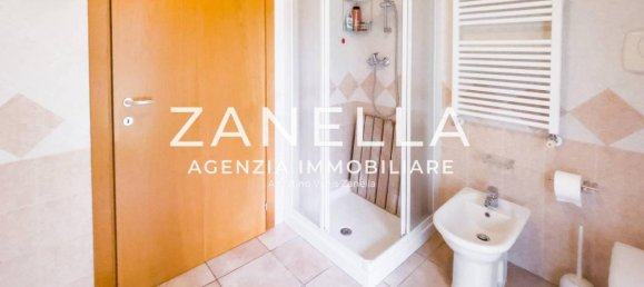 10-salle Villa à Resana, Italy No. 152407 17