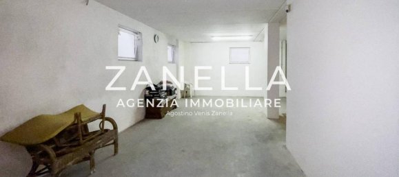 10-salle Villa à Resana, Italy No. 152407 39