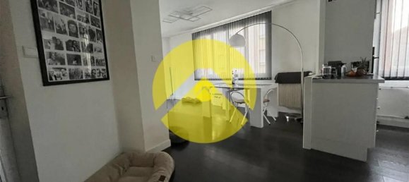 Apartamento de 2 dormitorios en Bourges, France No. 158835 7