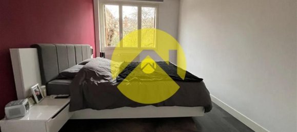 Apartamento de 2 dormitorios en Bourges, France No. 158835 8