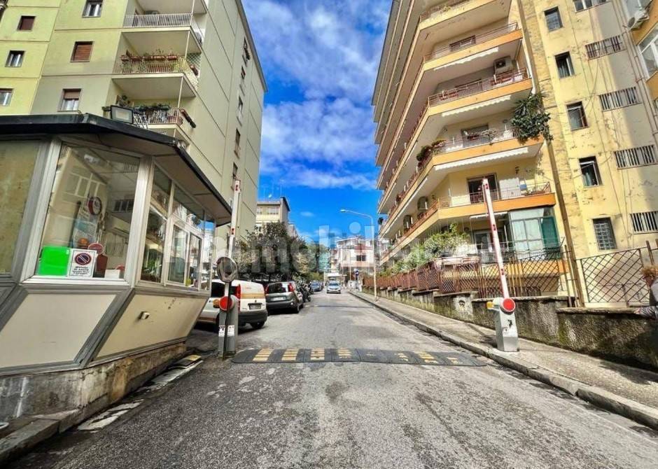 2 bedrooms Apartment in Naples, Italy No. 328999