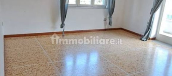 2 bedrooms Apartment in Naples, Italy No. 328999 9