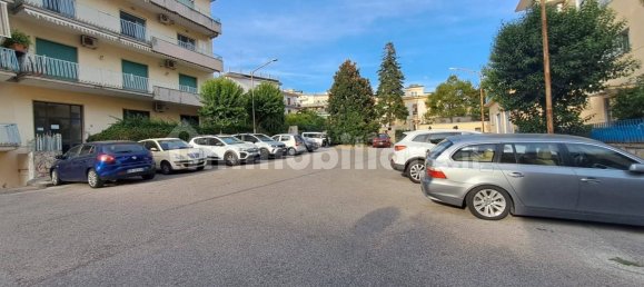 2 bedrooms Apartment in Naples, Italy No. 328999 3