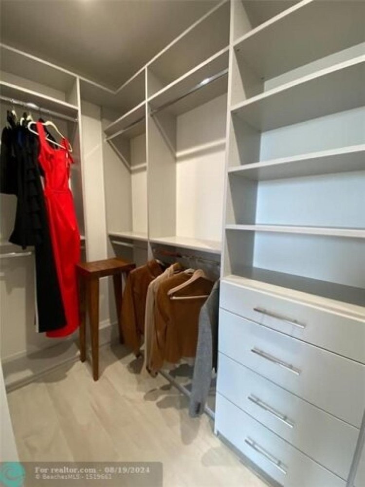 2 Schlafzimmer Haus in Hollywood, USA, Nr. 377678