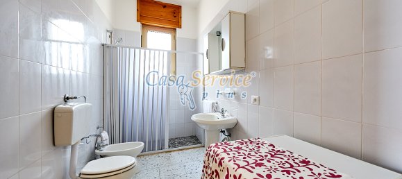 5 bedrooms House in Gallipoli, Italy No. 222008 13