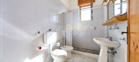 5 bedrooms House in Gallipoli, Italy No. 222008 19