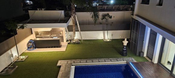 Вилла с 4 спальнями в Трахони, Кипр № 3213 21