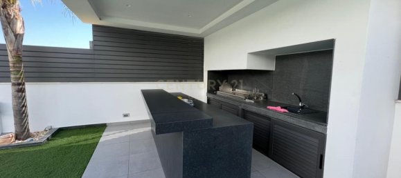 Вилла с 4 спальнями в Трахони, Кипр № 3213 22