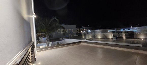 Вилла с 4 спальнями в Трахони, Кипр № 3213 6