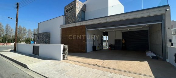 Вилла с 4 спальнями в Трахони, Кипр № 3213 3