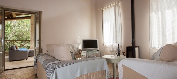 8 bedrooms House in Città di Castello, Italy No. 63822 24