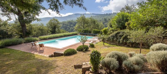 8 bedrooms House in Città di Castello, Italy No. 63822 7