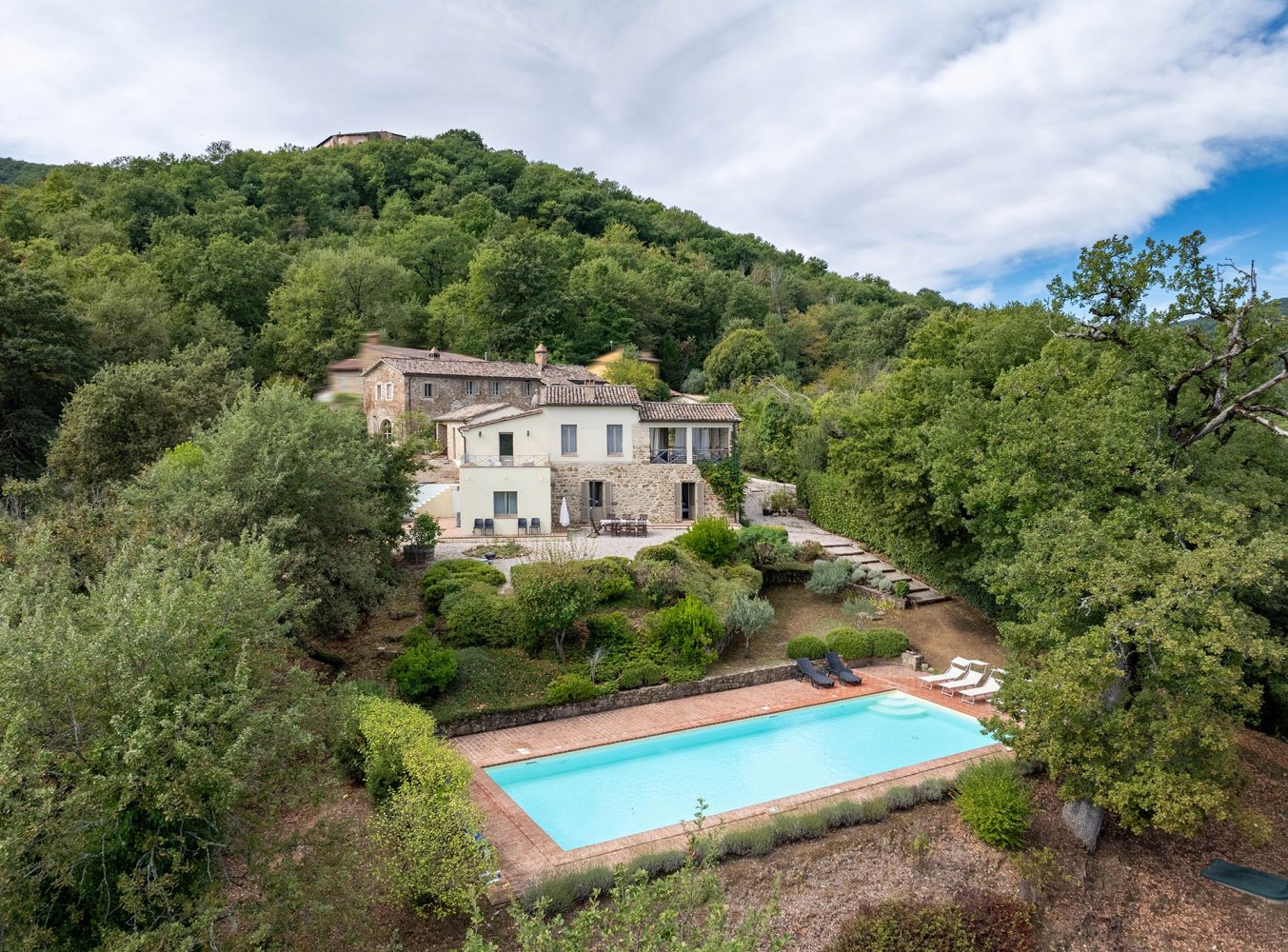 8 bedrooms House in Città di Castello, Italy No. 63822