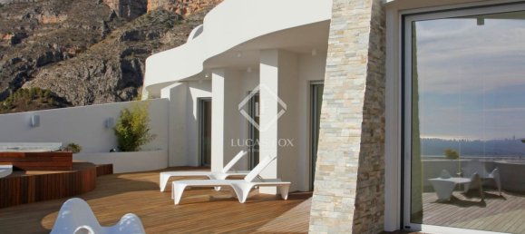 3 bedrooms Penthouse in Altea, Spain No. 92668 16