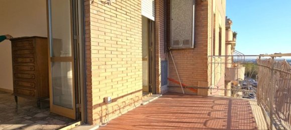 Apartamento de 3 divisões em Fonte Nuova, Italy N.º 185204 2