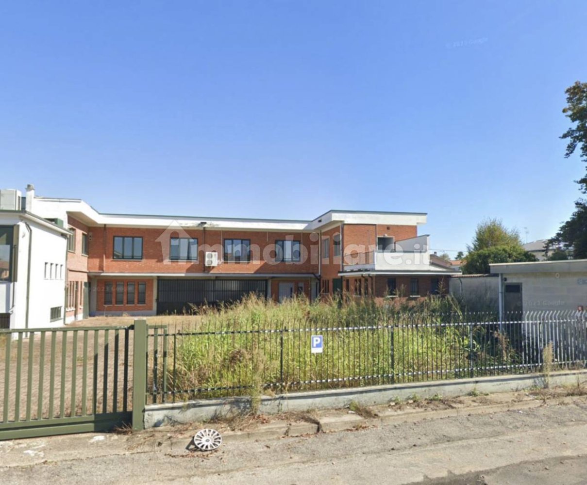 Oficina de 1 habitación en Cilavegna, Italy No. 308362