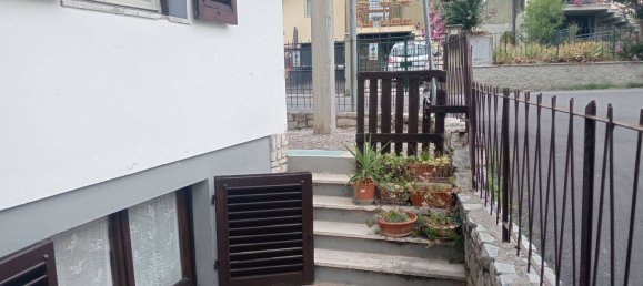 2 bedrooms Apartment in Calenzano, Italy No. 264622 2