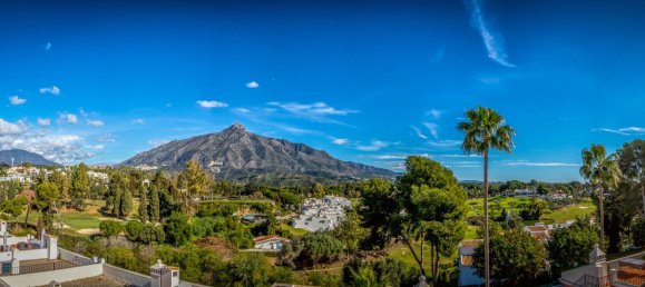 3 Schlafzimmer Stadthaus in Marbella, Spain, Nr. 133954 38