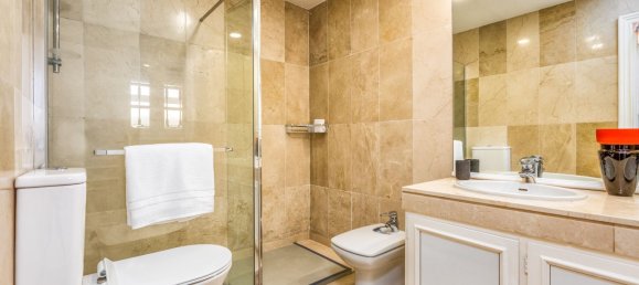 3 Schlafzimmer Stadthaus in Marbella, Spain, Nr. 133954 45