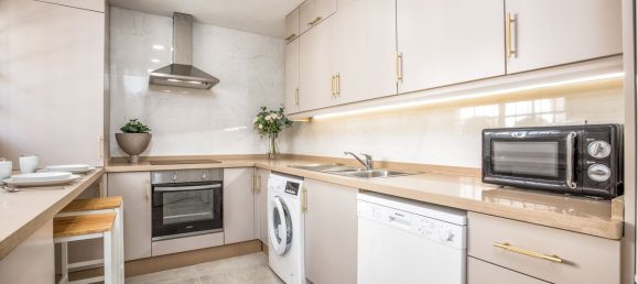 3 Schlafzimmer Stadthaus in Marbella, Spain, Nr. 133954 15