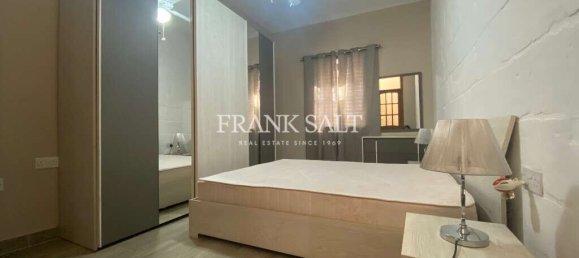 3 bedrooms Townhouse in Zabbar, Malta No. 11097 5