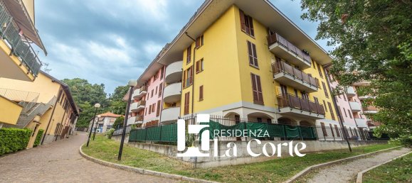 Garaje en Seveso, Italy 32 m² No. 268110 2