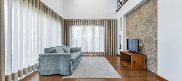 3 bedrooms House in Viana do Castelo, Portugal No. 27051 32