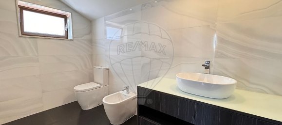 3 bedrooms House in Viana do Castelo, Portugal No. 27051 13