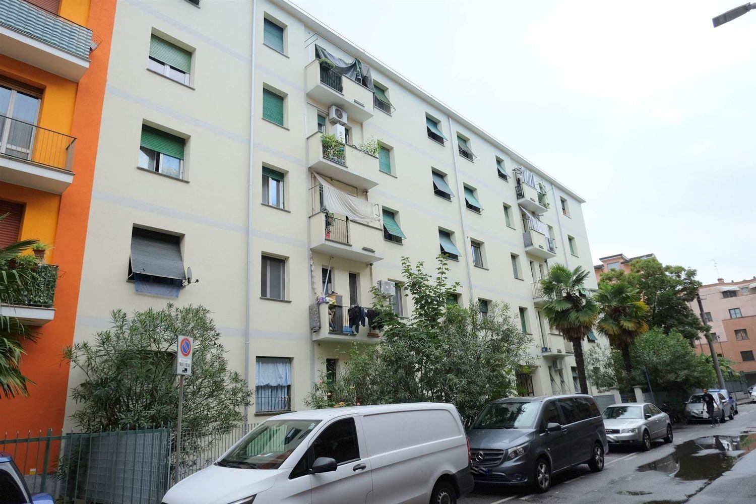 2 Schlafzimmer Wohnung in Paderno Dugnano, Italy, Nr. 360519