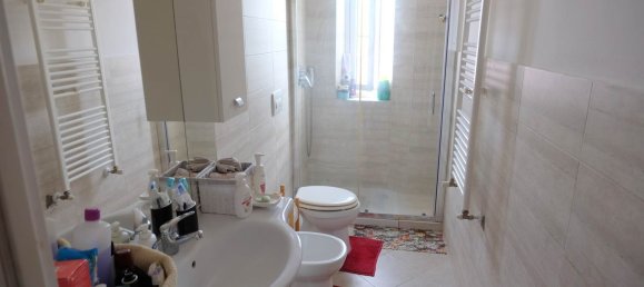 2 Schlafzimmer Wohnung in Paderno Dugnano, Italy, Nr. 360519 8