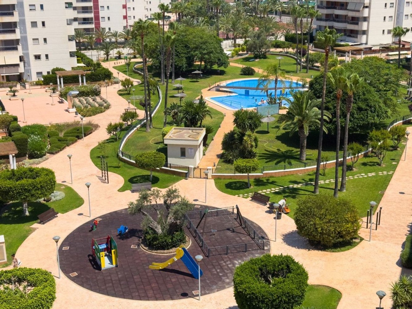 Пентхаус с 2 спальнями в Аликанте, Испания № 148868