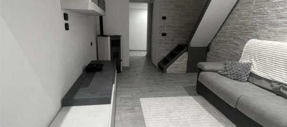 3 rooms House in Cameri, Italy No. 154538 3