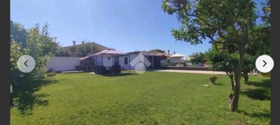 4 rooms Villa in Anzio, Italy No. 33997 4