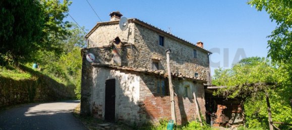 5 bedrooms House in Pelago, Italy No. 199614 4