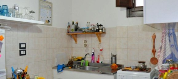3 rooms Apartment in Castiglione del Lago, Italy No. 170351 3