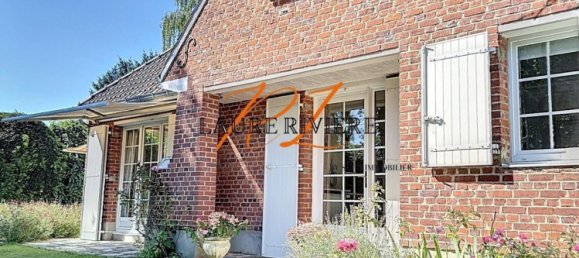 4 bedrooms House in Hem, France No. 55674 9