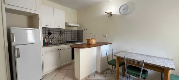 3 rooms Apartment in Alvito, Italy No. 161044 5