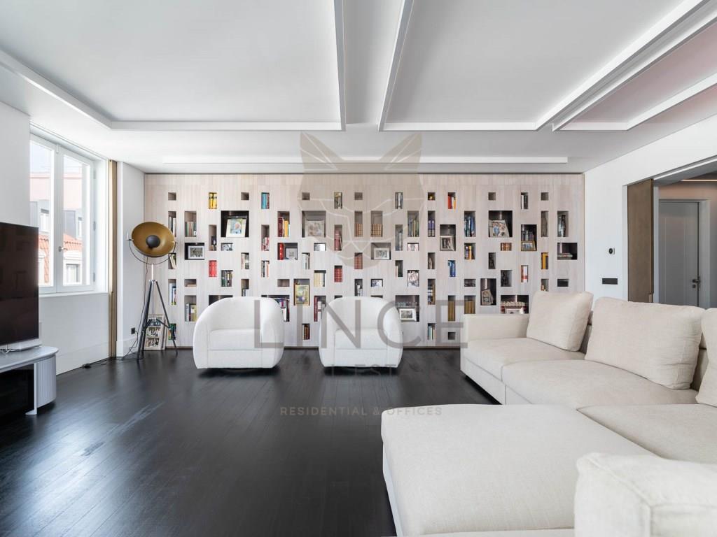 4 غرف نوم شقة في Lisbon, Portugal رقم 109695