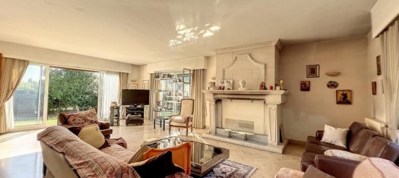 5 Schlafzimmer Haus in Vaucresson, France, Nr. 177085 3