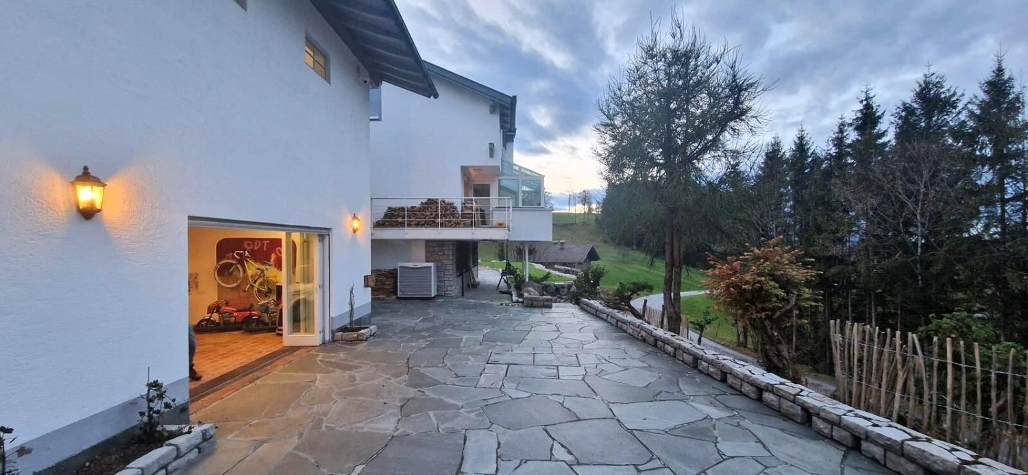 12-Zimmer Haus in Hallein, Austria, Nr. 136789