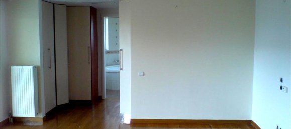 Квартира с 4 комнатами в Вула, Вари-Вула-Вулиагмени, Восточная Аттика, Аттика, Греция № 7989 10