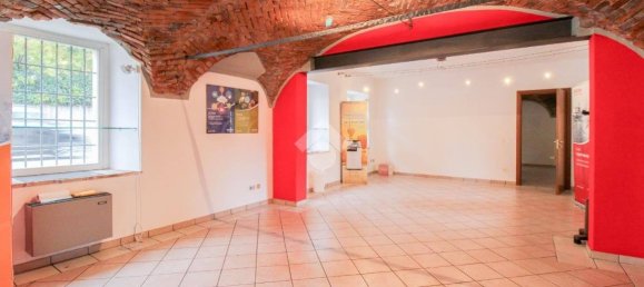 4 rooms Commercial property in Chiari, Italy No. 54739 2