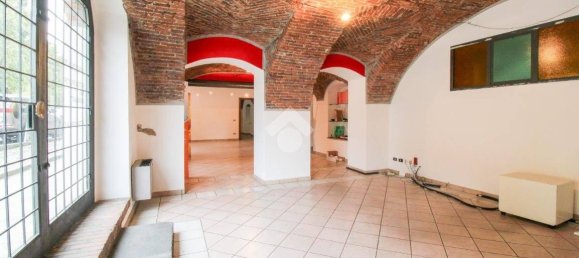 4 rooms Commercial property in Chiari, Italy No. 54739 11