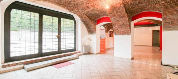 4 rooms Commercial property in Chiari, Italy No. 54739 6