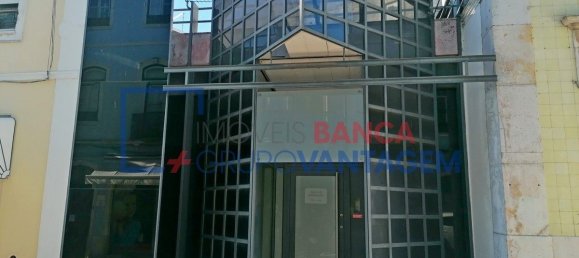 459m² Building in Santarem, Portugal No. 57234 3