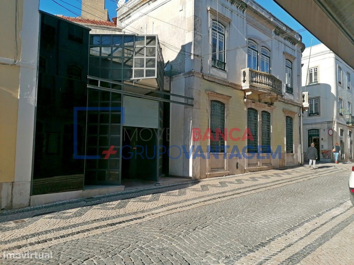 459m² Building in Santarem, Portugal No. 57234