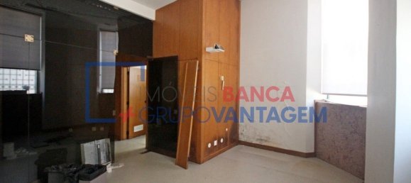 459m² Building in Santarem, Portugal No. 57234 12