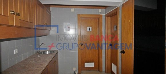 459m² Building in Santarem, Portugal No. 57234 16