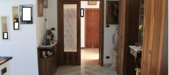 6-salle Appartement à Montegranaro, Italy No. 229202 2