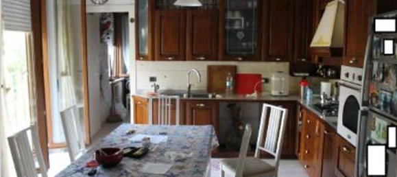 6-salle Appartement à Montegranaro, Italy No. 229202 4